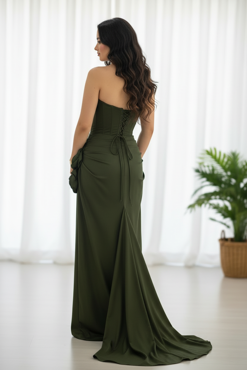 Vestido Verde Oliva Militar Strapless Corset Rosas 3D Cordones y Cola con Abertura cod.774