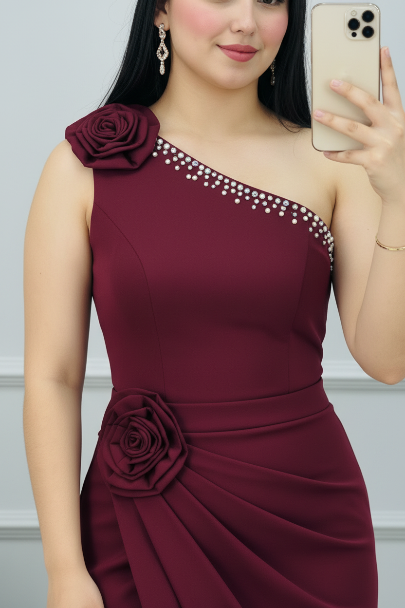 Vestido Vino Tinto Un Hombro Rosas 3D Perlas Abertura cod.V0022