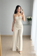 Enterizo Cream, Bustier Perlas Drapeado Lateral Pantalón Recto cod.E0006