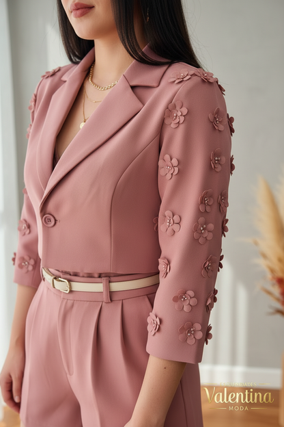 Conjunto Blazer Rosado con Flores en Mangas & Short cod.C796