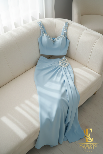 Conjunto Dos Piezas Azul Cielo con Perlas cod. C235
