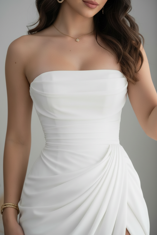 Vestido Blanco Strapless Drapeado con Abertura Lateral cod.V678
