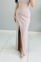 Vestido Formal Blush Rosa Palo Escote V con Drapeado Diagonal y Abertura Frontal cod.559