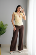 Conjunto Amarillo Pastel — B. Cruzada + Pantalón P. Marrón cod.C617