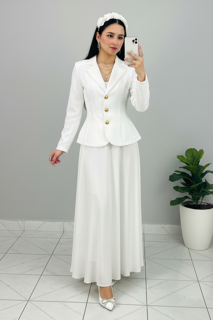Conjunto Formal Blanco Blazer con Botones Dorados y Falda Maxi cod.501