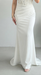 Vestido Novia Blanco Sirena con Corset de Perlas 3D y Cuello Halter de Encaje cod.V825