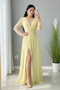 Vestido Amarillo Pastel Manga Larga Tul Perlas Abertura cod.V691