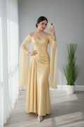 Vestido Dorado Off-Shoulder con Mangas Campana Largas cod.V673