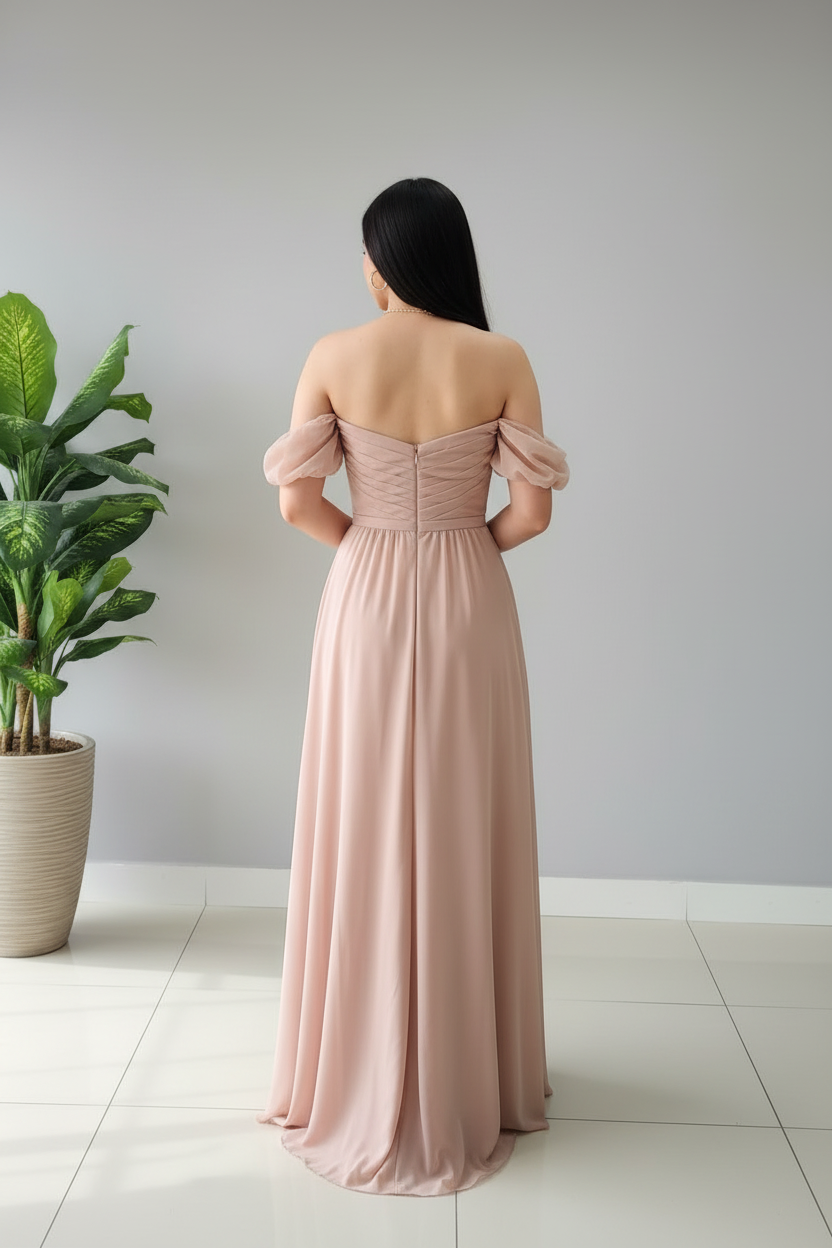 Vestido Rosa Blush Off-Shoulder con Mangas Globo y Abertura Lateral cod.373