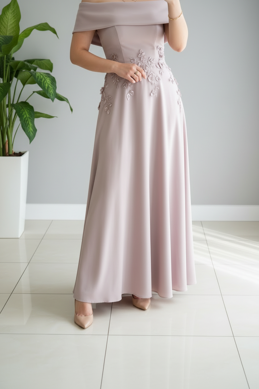 Vestido Rosa Palo Off-Shoulder con Apliques Florales cod.437