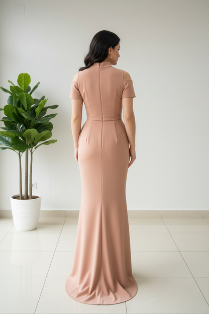 Vestido Sirena Rosa Nude Mock Neck con Cold Shoulder cod.431
