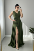 Vestido Largo Verde Oliva — Escote V Cruzado, Rosa 3D Cintura & Abertura Frontal cod.888