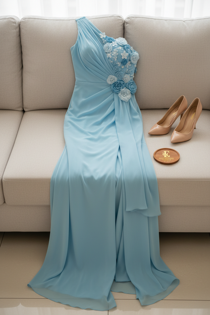 Vestido Largo Azul Cielo Un Hombro con Flores 3D y Abertura Frontal cod.477