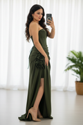 Vestido Verde Oliva Militar Strapless Corset Rosas 3D Cordones y Cola con Abertura cod.774