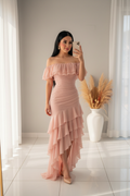 Vestido Blush Volants Off-Shoulder V218