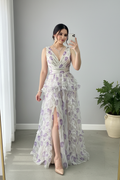 Vestido Tulipanes Lilas — Escote V, Volantes & Abertura cod.869