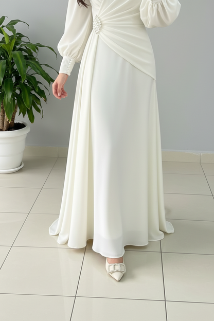 Vestido Blanco Largo Manga Puff con Broche de Perlas y Falda A-Line cod.482