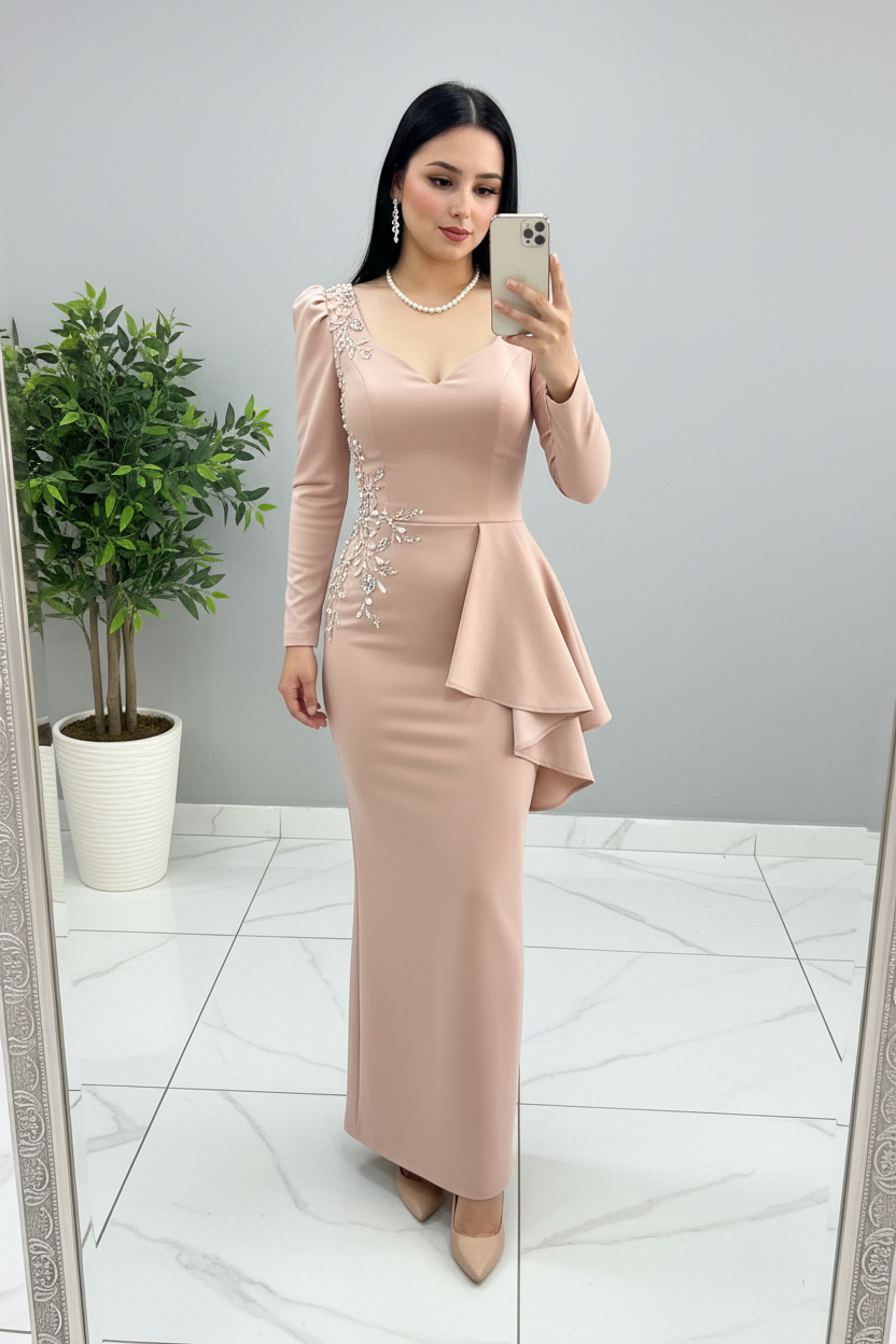 Vestido Nude Rosa Peplum Asimétrico con Bordado Floral cod.639