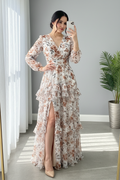 Vestido Crema Floral — Escote V, Volantes & Abertura cod.864