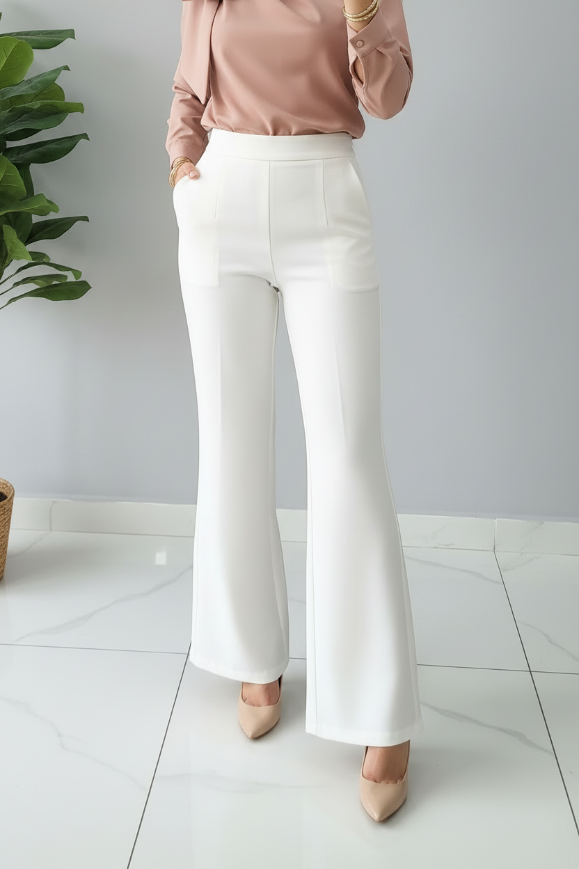 Pantalón Blanco Bootcut de Tiro Alto con Bolsillos Laterales cod.388