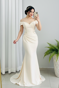 Vestido Marfil Sirena Off-Shoulder con Tirantes y Cadenas de Perlas cod.0070