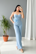 Conjunto Azul Cielo Corset Strapless Perlas Rosa 3D Tul y Pantalón Recto cod.765