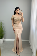 Vestido Nude Dorado Off-Shoulder Sirena Corset Pedrería con Flecos cod.V685
