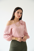 Blusa Elegante Rosa Off-Shoulder con Rosa 3D - Hombros Descubiertos Romántica cod.328