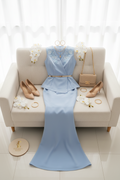 Conjunto Elegante Azul Celeste: con Bordado Floral + Falda Sirena - Sofisticado cod.342
