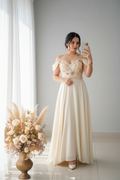 Vestido Ivory Off Shoulder Bordado Floral 3D cod.V397