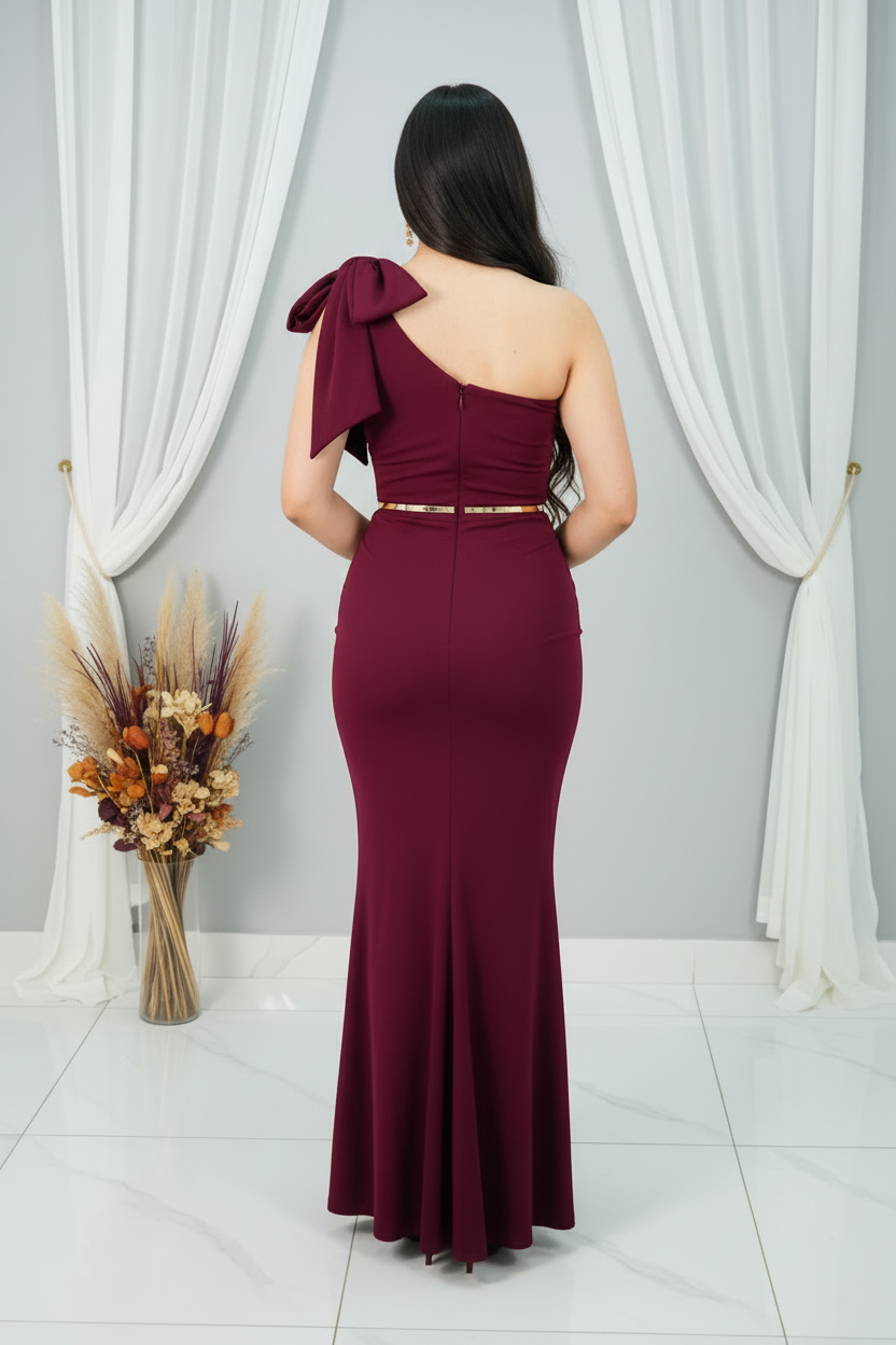 Vestido Vino Un Hombro Lazo Dorado cod.V308