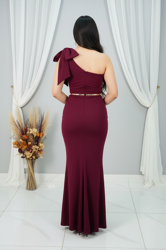 Vestido Vino Un Hombro Lazo Dorado cod.V308