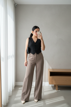 Pantalón sastre en color taupe cod.119
