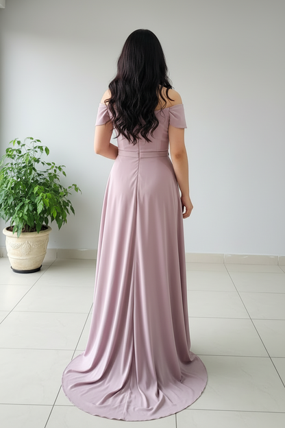 Vestido Largo Rosa Palo Off-Shoulder Escote Corazón con Apliques Florales de Perlas y Abertura cod.486