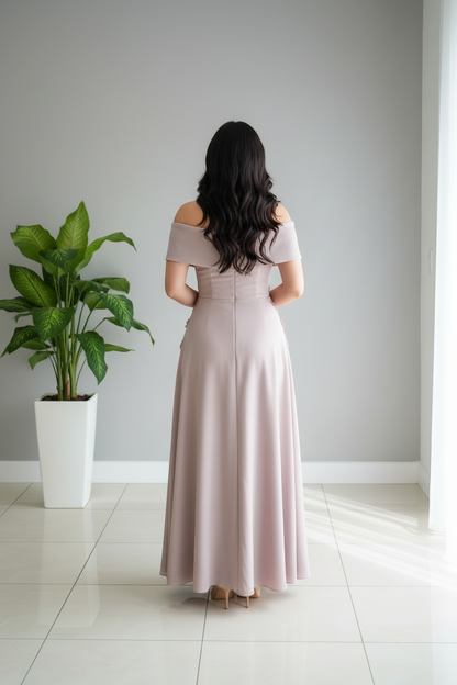 Vestido Rosa Palo Off-Shoulder con Apliques Florales cod.437