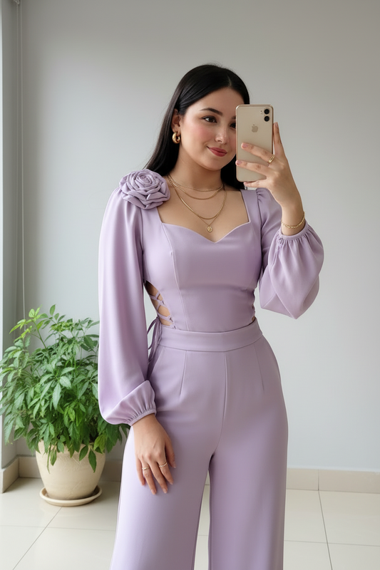 Enterizo Lila con Rosa 3D, Mangas Globo y Cutouts Laterales cod.371