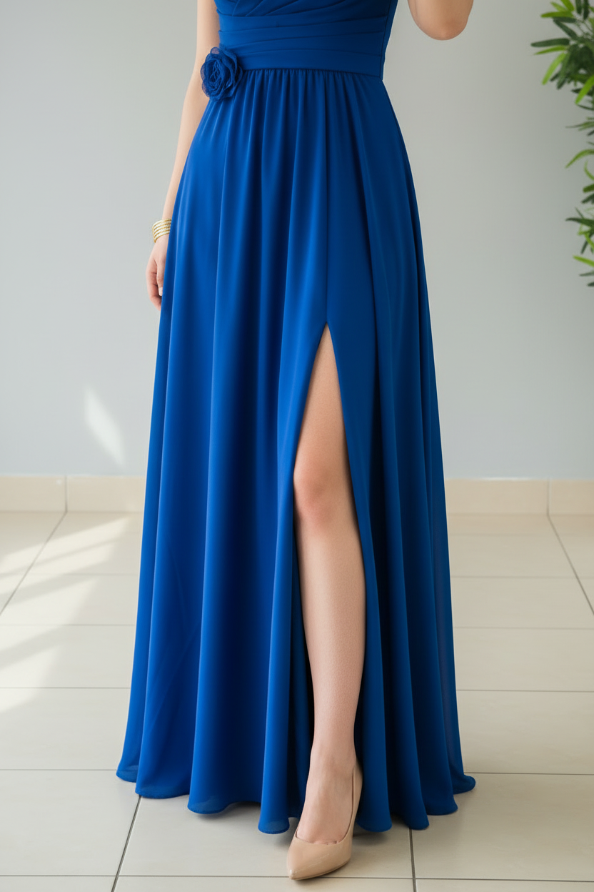 Vestido Azul Royal con Escote V Cruzado, Rosa 3D y Abertura Lateral cod.375