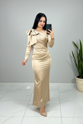 Vestido Dorado Champagne Satinado con Lazo en Hombro cod.645