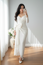 Vestido Blanco Off-Shoulder Manga Larga con Lazo Frontal y Corte Columna — Novia y Gala cod.0073