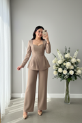 Conjunto Blazer Peplum Beige cod.C865