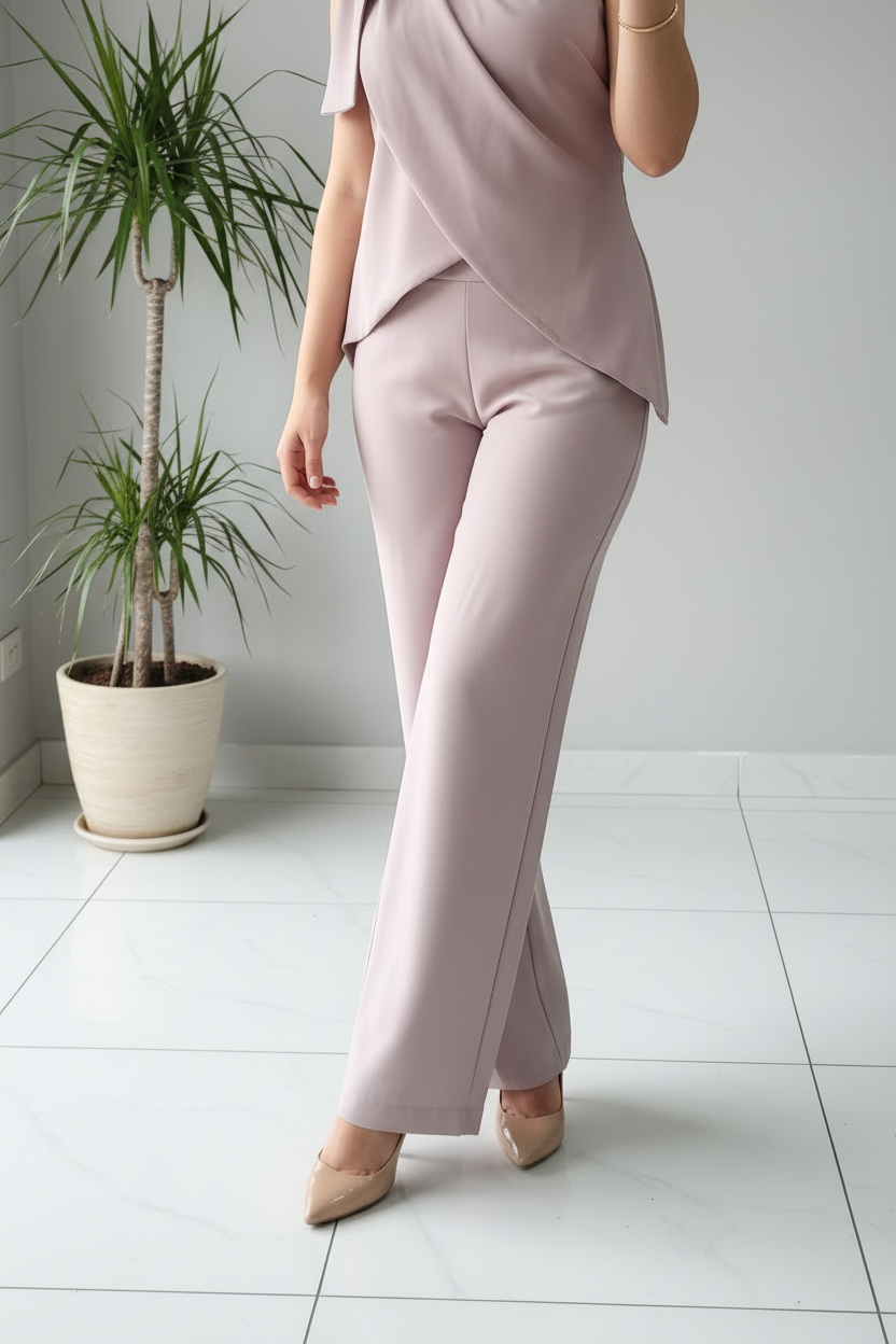 Conjunto Malva: Top Asimétrico One-Shoulder con Lazo y Pantalón Bootcut cod.391