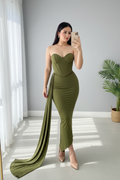 Vestido Verde Oliva Strapless Corset Estructurado Sirena con Cola Lateral cod.763