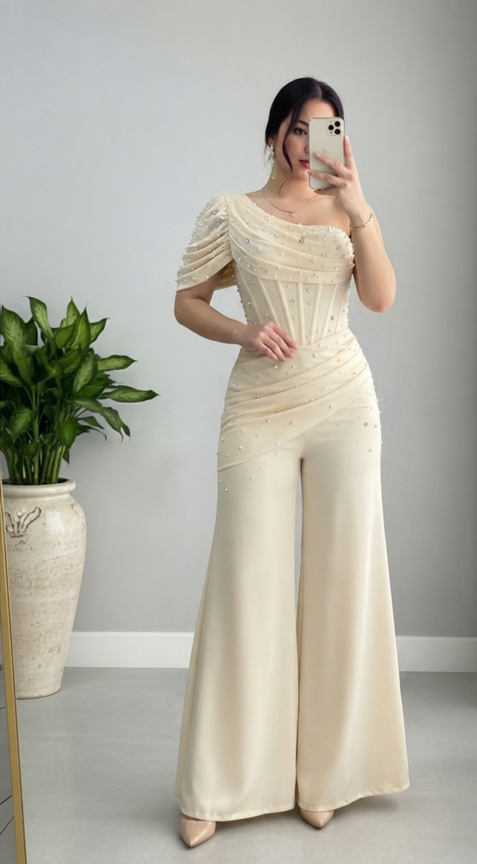 Enterizo Crema - Top Asimétrico con Tul y Perlas + Palazzo cod.E837