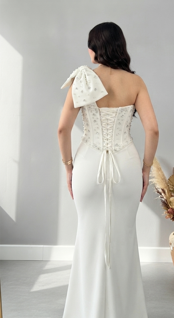 Vestido Novia Blanco Sirena con Corset de Perlas y Lazo