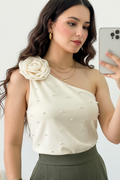 Blusa corte asimétrico con decoración única y exclusiva cod.123