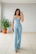 Conjunto Elegante Azul Celeste: Corsé con Rosa 3D + Pantalón Pierna Ancha - Sofisticado cod.343
