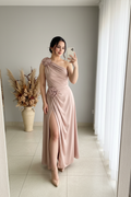 Vestido Nude Un Hombro con Rosas 3D V508