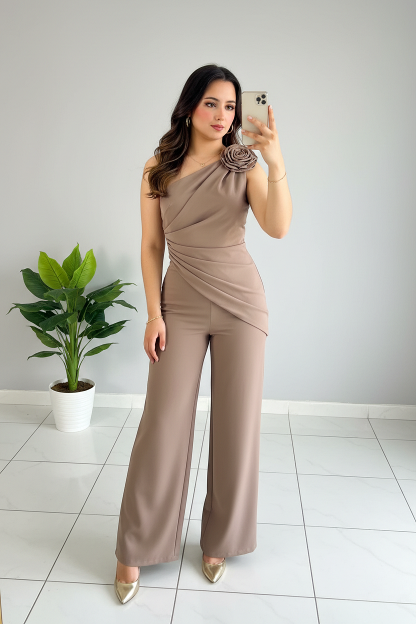 Jumpsuit Topo Un Hombro Asimétrico con Rosa 3D y Drapeado Palazzo cod.558