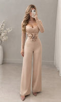 Enterizo champán bustier cruzado con rosa 3D y mangas bordadas cod. E0011