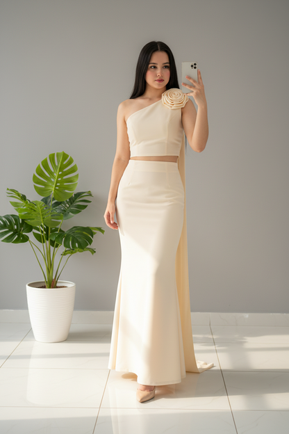 Conjunto Ivory Rose – Top Un Hombro con Rosa 3D & Cola + Falda Sirena cod.683